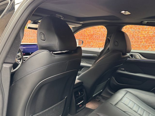 Certified 2022 BMW i4 eDrive40 w/ M Sport Package image 24