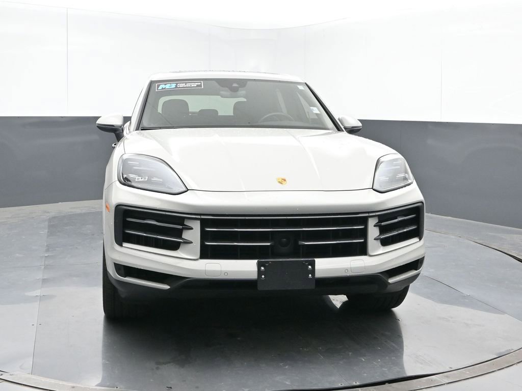 Used 2024 Porsche Cayenne S image 8