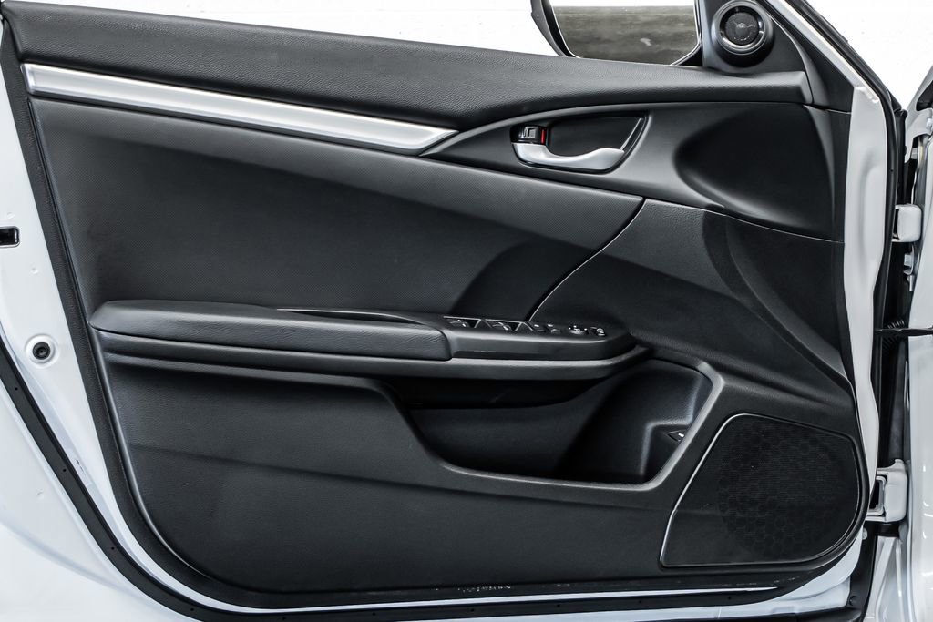 Used 2019 Honda Civic Sport image 9