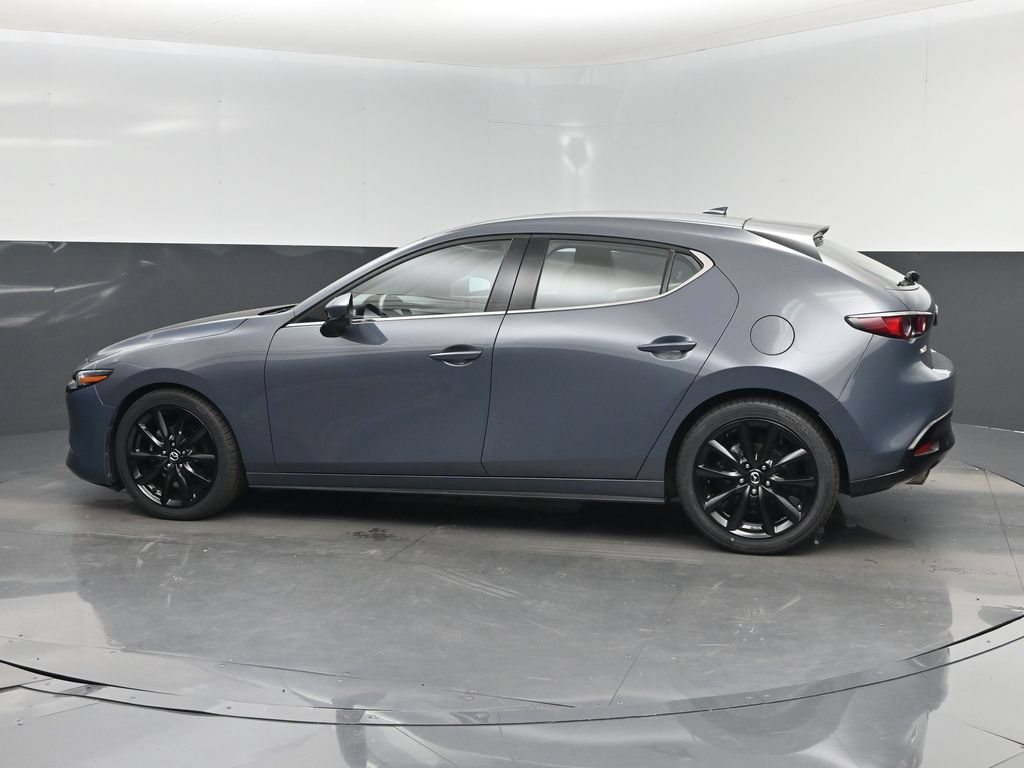 Used 2019 MAZDA MAZDA3 Hatchback w/ Premium Package FWD image 10