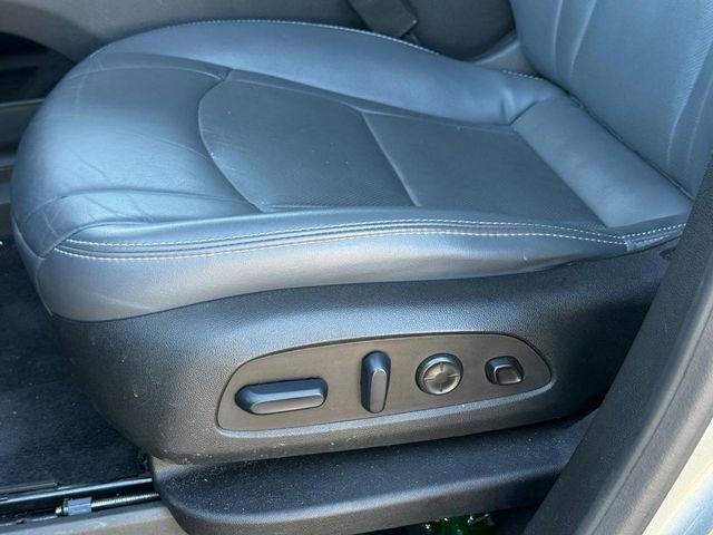 Used 2024 Buick Enclave Premium image 29