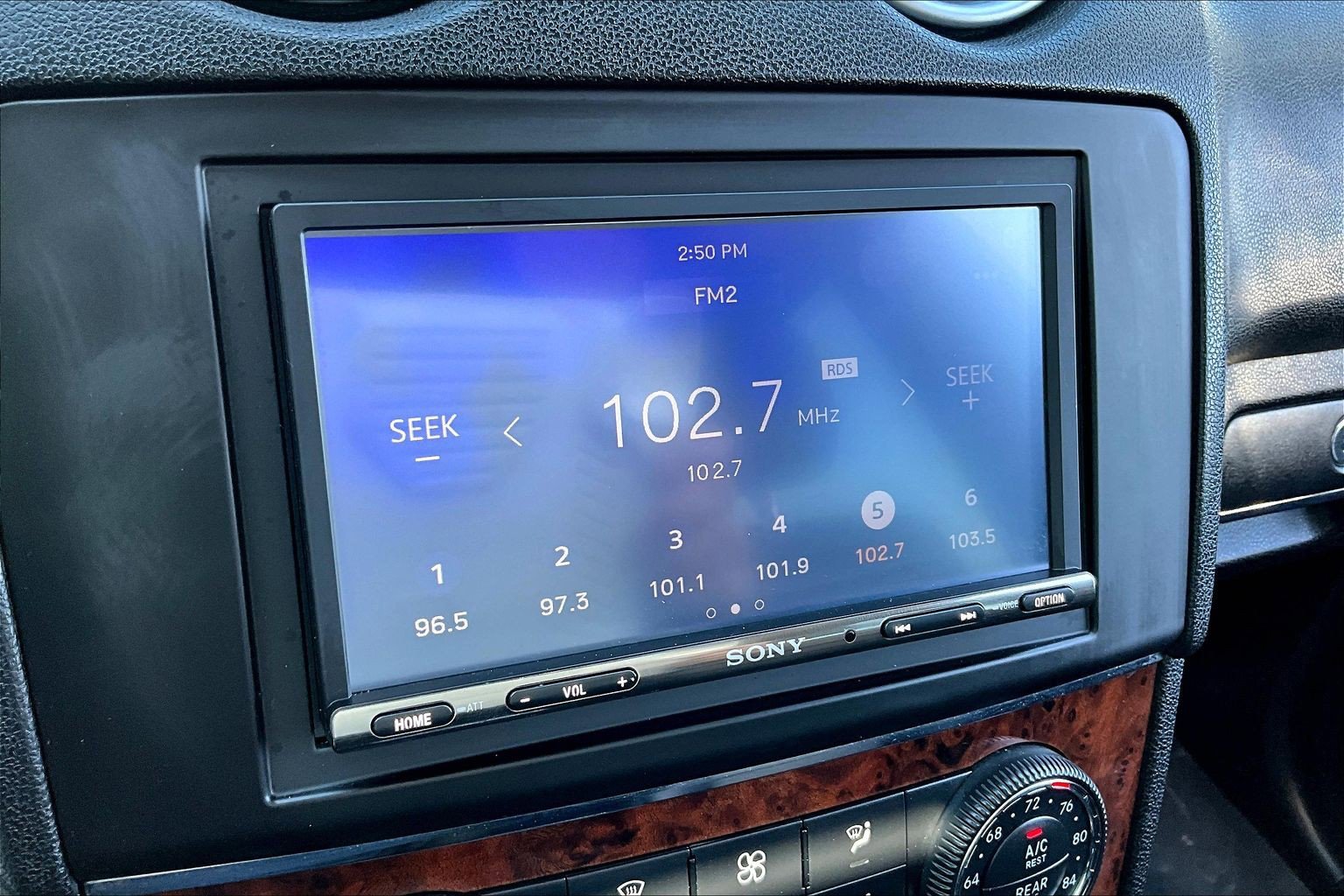Used 2010 Mercedes-Benz ML 350 4MATIC image 39