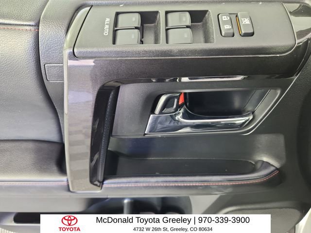Used 2022 Toyota 4Runner TRD Off-Road image 9