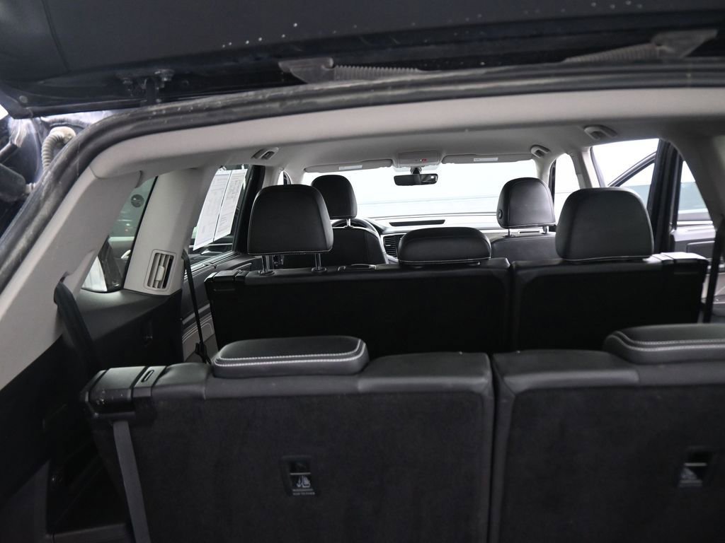 Used 2023 Volkswagen Atlas SE image 43