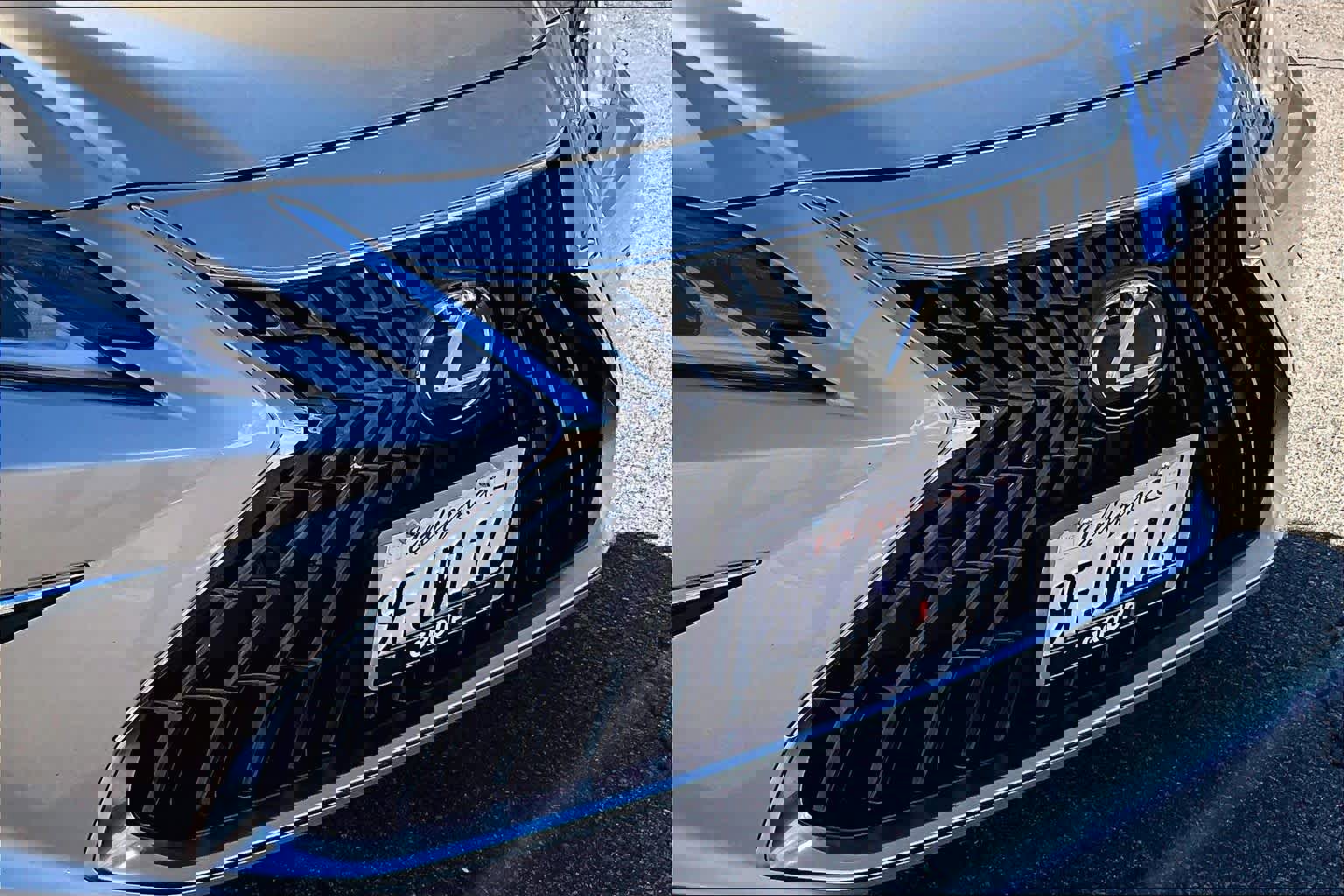 Used 2023 Lexus ES 300h w/ Premium Package image 28