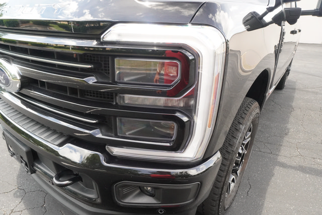 Used 2025 Ford F250 Platinum AWD/4WD image 33