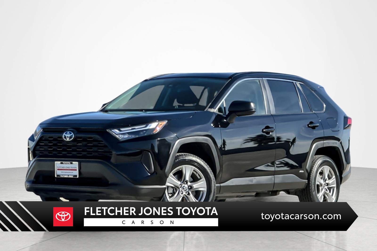 Certified 2024 Toyota RAV4 LE AWD/4WD image 1
