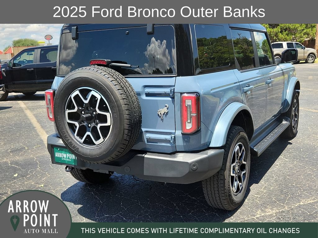 Used 2025 Ford Bronco Outer Banks AWD/4WD image 11