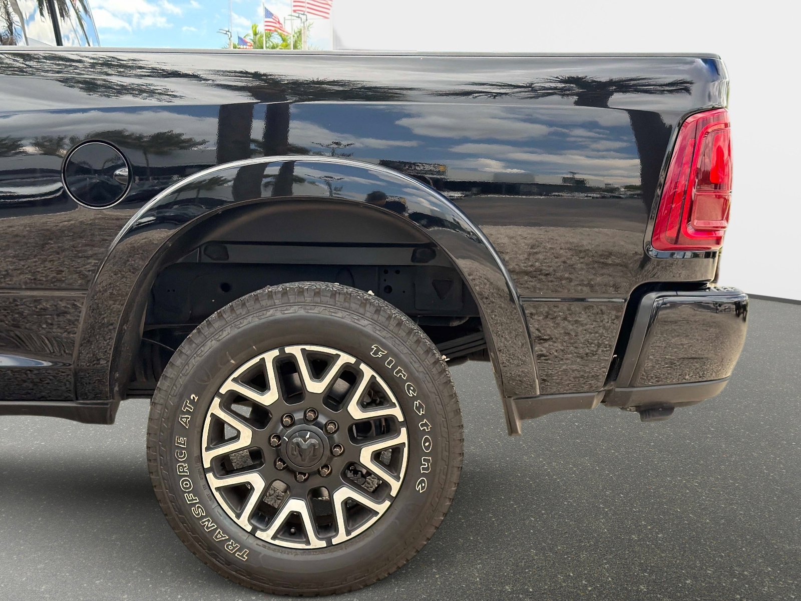 Used 2025 RAM 3500 Longhorn AWD/4WD image 14