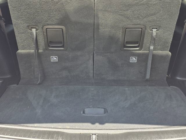 Used 2023 Jeep Grand Cherokee L Laredo RWD image 27