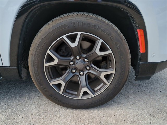 Used 2023 Jeep Wagoneer Series III w/ Preferred Equipment Group image 11