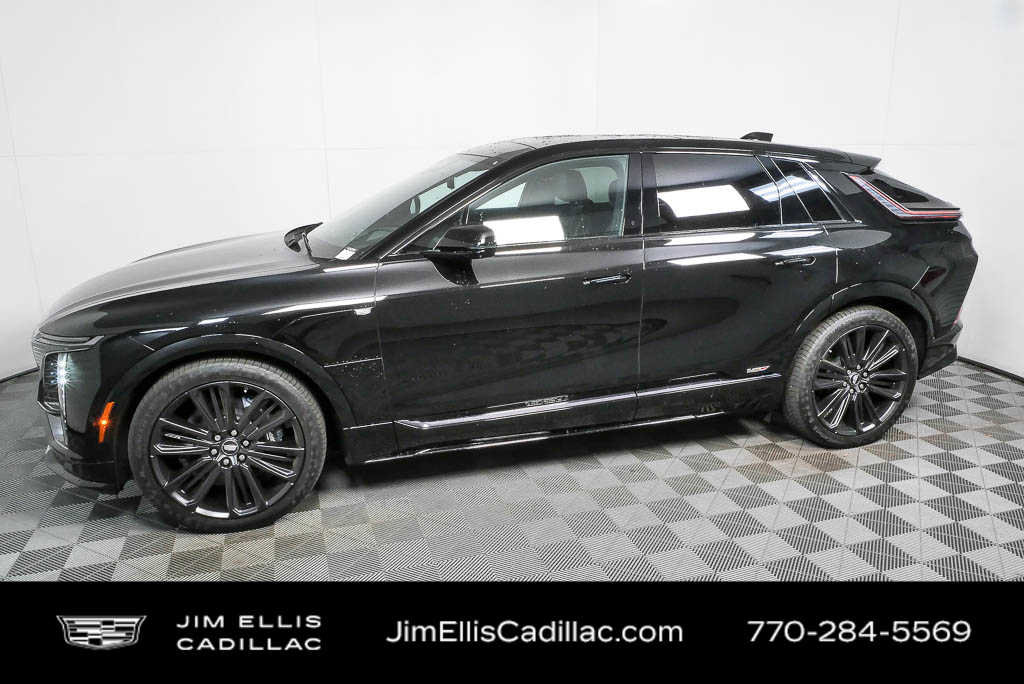 Certified 2026 Cadillac Lyriq V AWD/4WD image 31