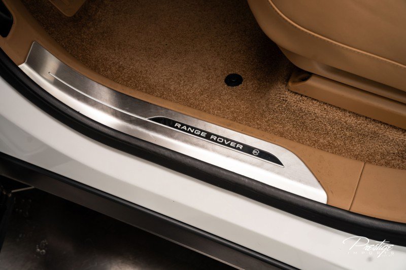 Used 2023 Land Rover Range Rover SV image 20