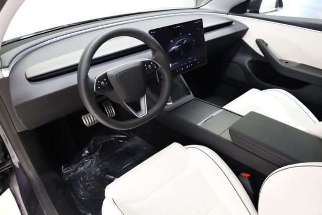 Used 2025 Tesla Model 3 Performance image 11