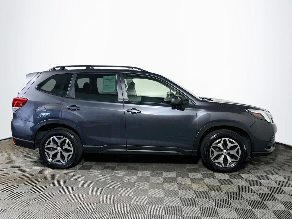 Used 2023 Subaru Forester Premium AWD/4WD image 8