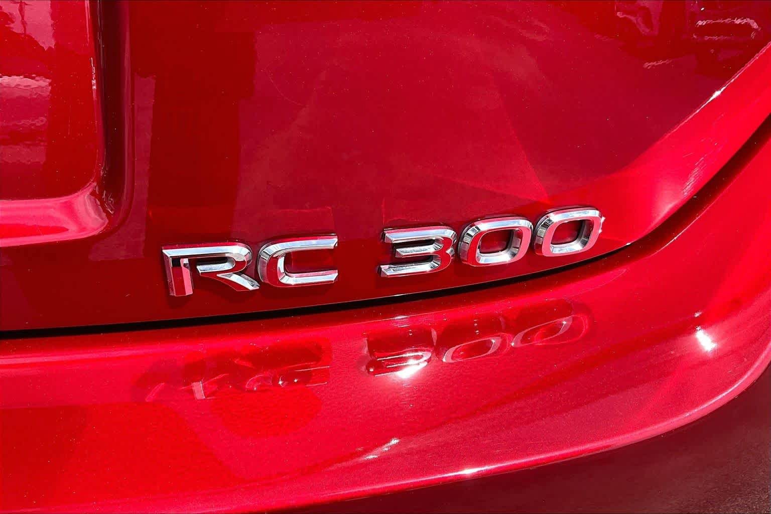 Used 2020 Lexus RC 300 w/ Accessory Package RWD image 9