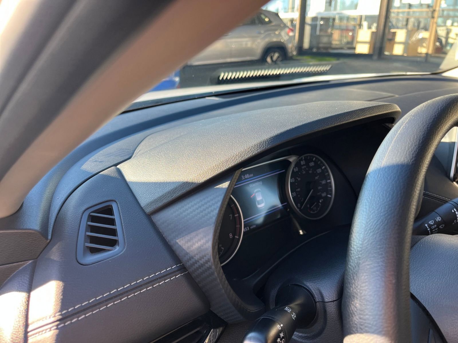 Used 2025 Nissan Sentra SV image 34