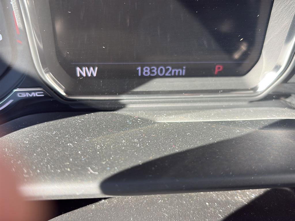 Used 2023 GMC Sierra 2500 Denali w/ Technology Package image 13