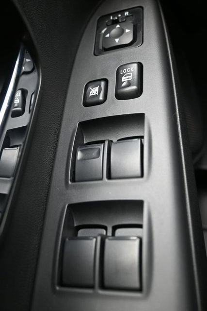 New 2026 Mitsubishi Outlander Sport LE AWD/4WD image 32