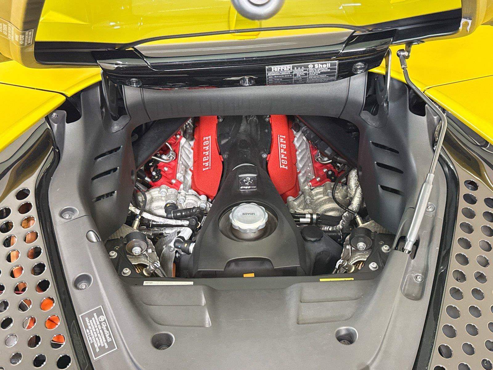 Used 2022 Ferrari SF90 Spider AWD/4WD image 23