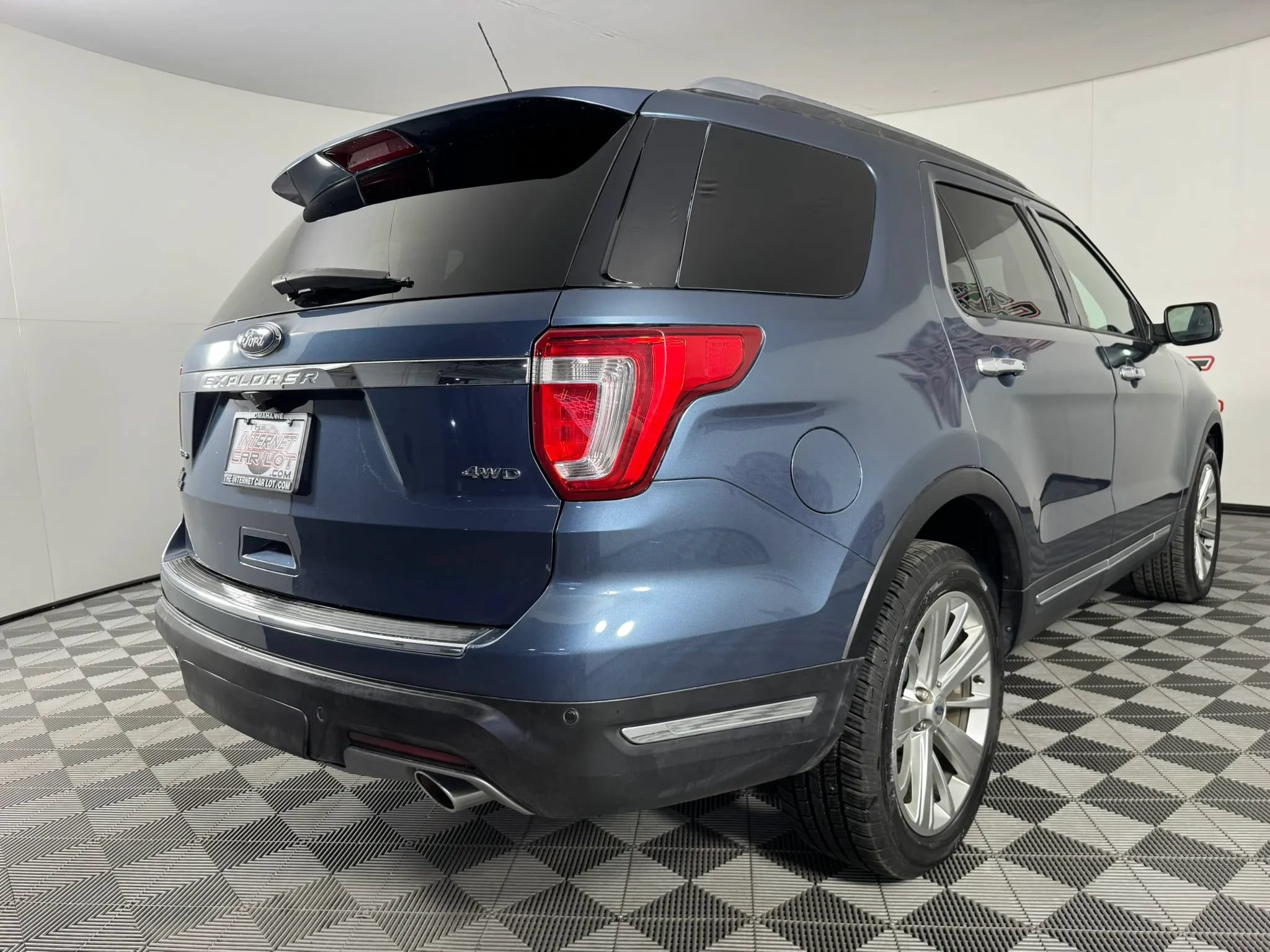 Used 2019 Ford Explorer Limited w/ Class III Trailer Tow Package AWD/4WD image 29