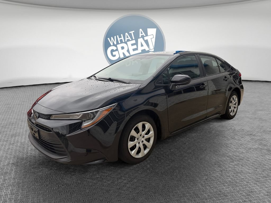 Used 2024 Toyota Corolla LE FWD image 8