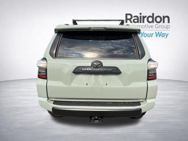 Used 2023 Toyota 4Runner TRD Off-Road Premium w/ Moonroof Package AWD/4WD image 6