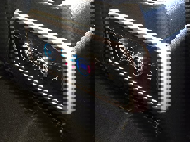 Used 2023 Ford Expedition Limited image 12