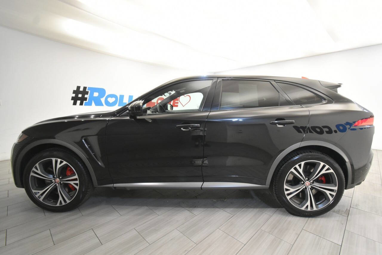 Used 2019 Jaguar F-PACE SVR AWD/4WD image 2