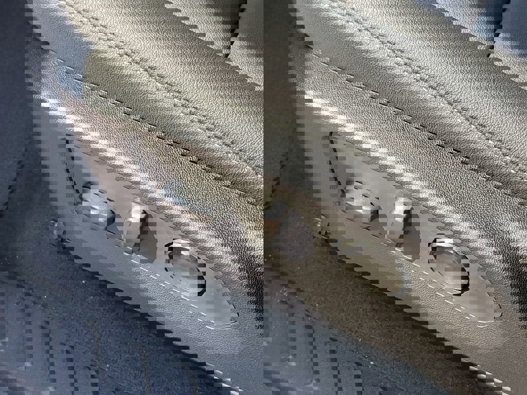 New 2025 Chevrolet Colorado LT w/ LT Convenience Package image 8