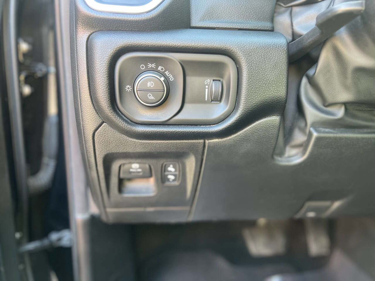 Used 2022 RAM 1500 Big Horn image 43