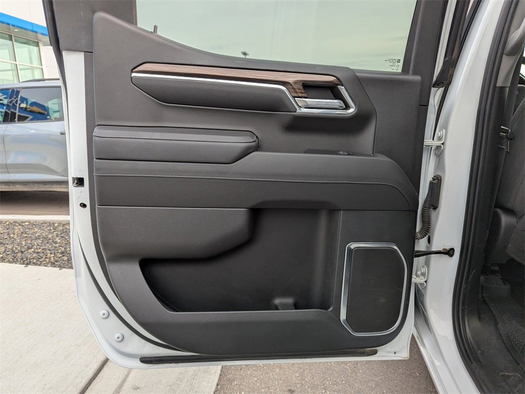 Used 2023 Chevrolet Silverado 1500 RST w/ Redline Edition image 30