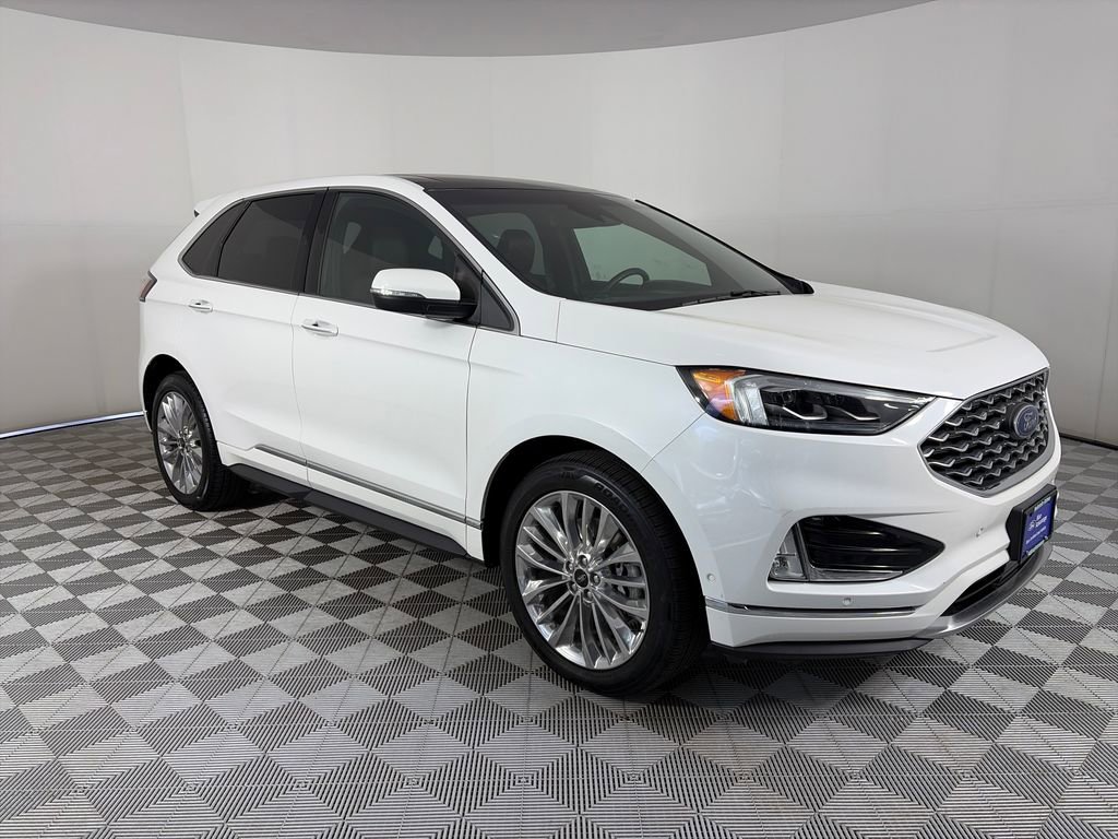 Used 2020 Ford Edge Titanium w/ Equipment Group 301A 360° Tour