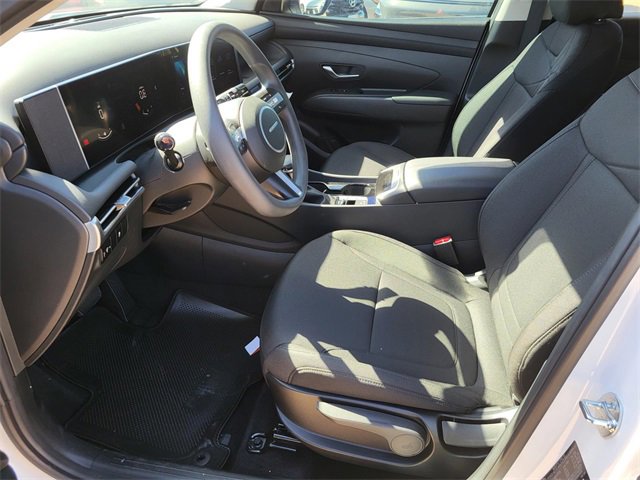 New 2025 Hyundai Tucson SE image 13