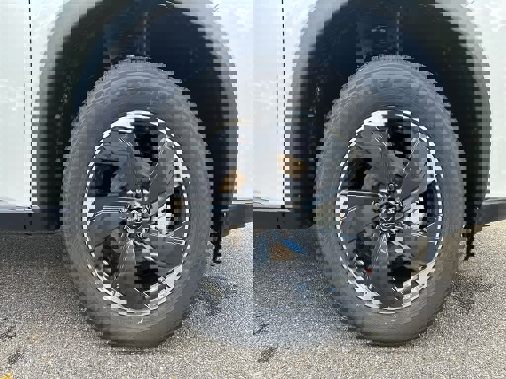 New 2026 Nissan Rogue SV image 28