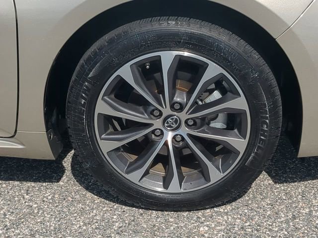 Used 2018 Toyota Avalon XLE Premium FWD image 11