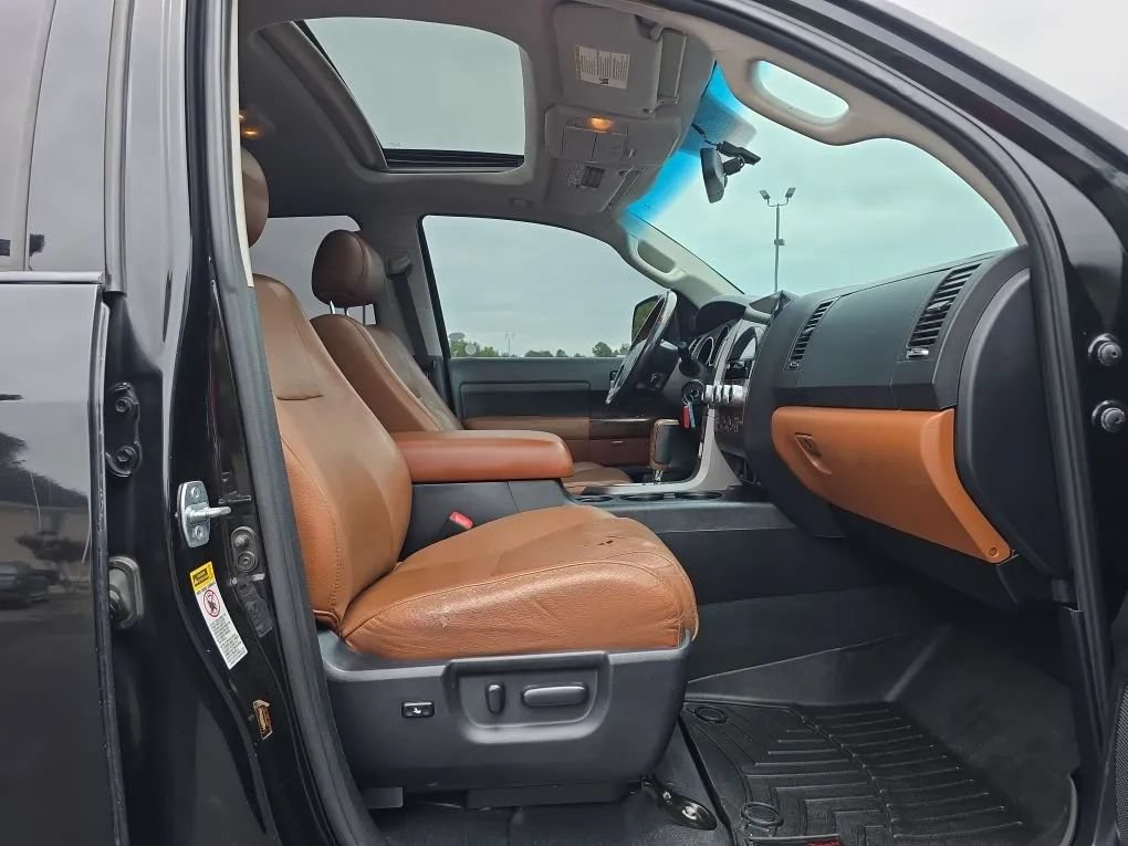 Used 2012 Toyota Tundra Limited w/ Platinum Pkg RWD image 45