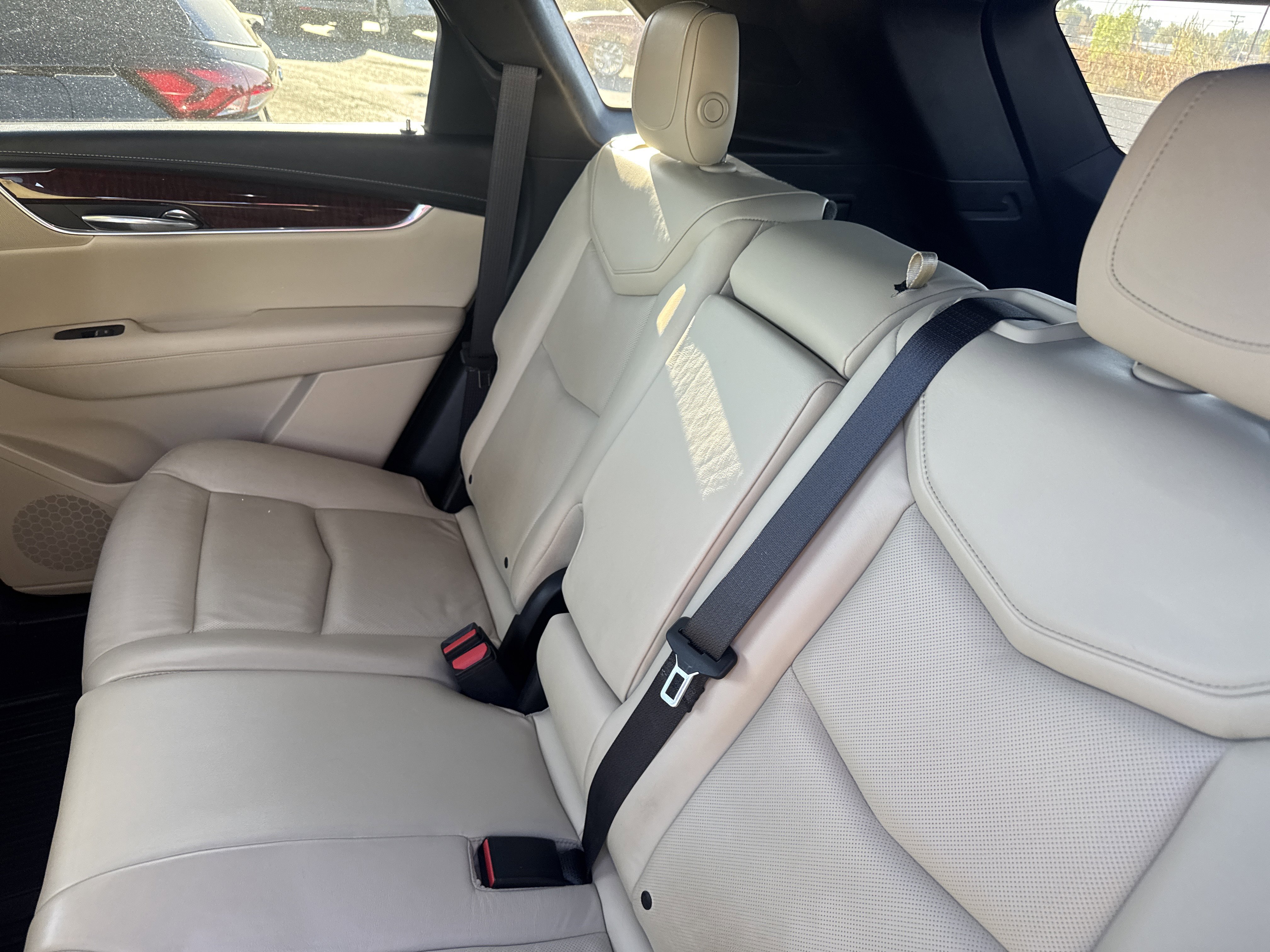 Used 2017 Cadillac XT5 Premium Luxury image 11