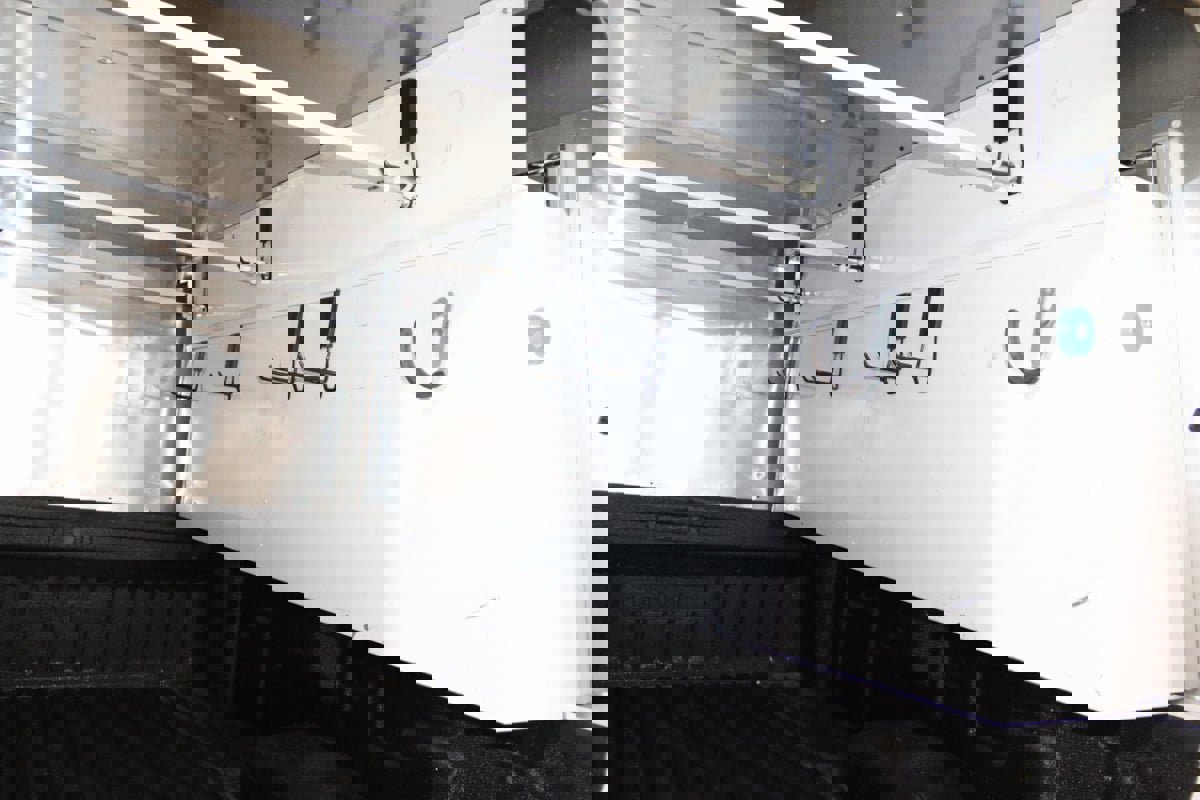 Used 2025 GMC Sierra 2500 SLE w/ SLE Convenience Package image 27