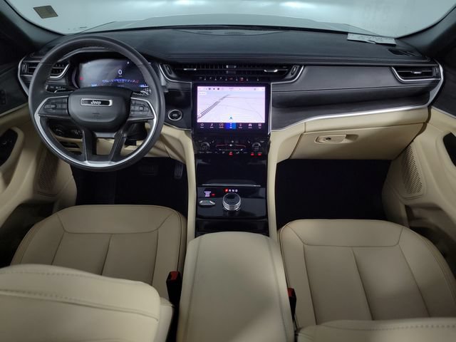 Used 2023 Jeep Grand Cherokee Limited AWD/4WD image 26