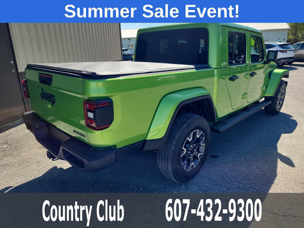Used 2026 Jeep Gladiator Sport AWD/4WD image 8