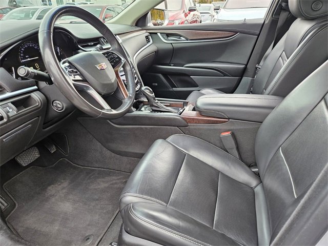 Used 2019 Cadillac XTS Luxury image 7