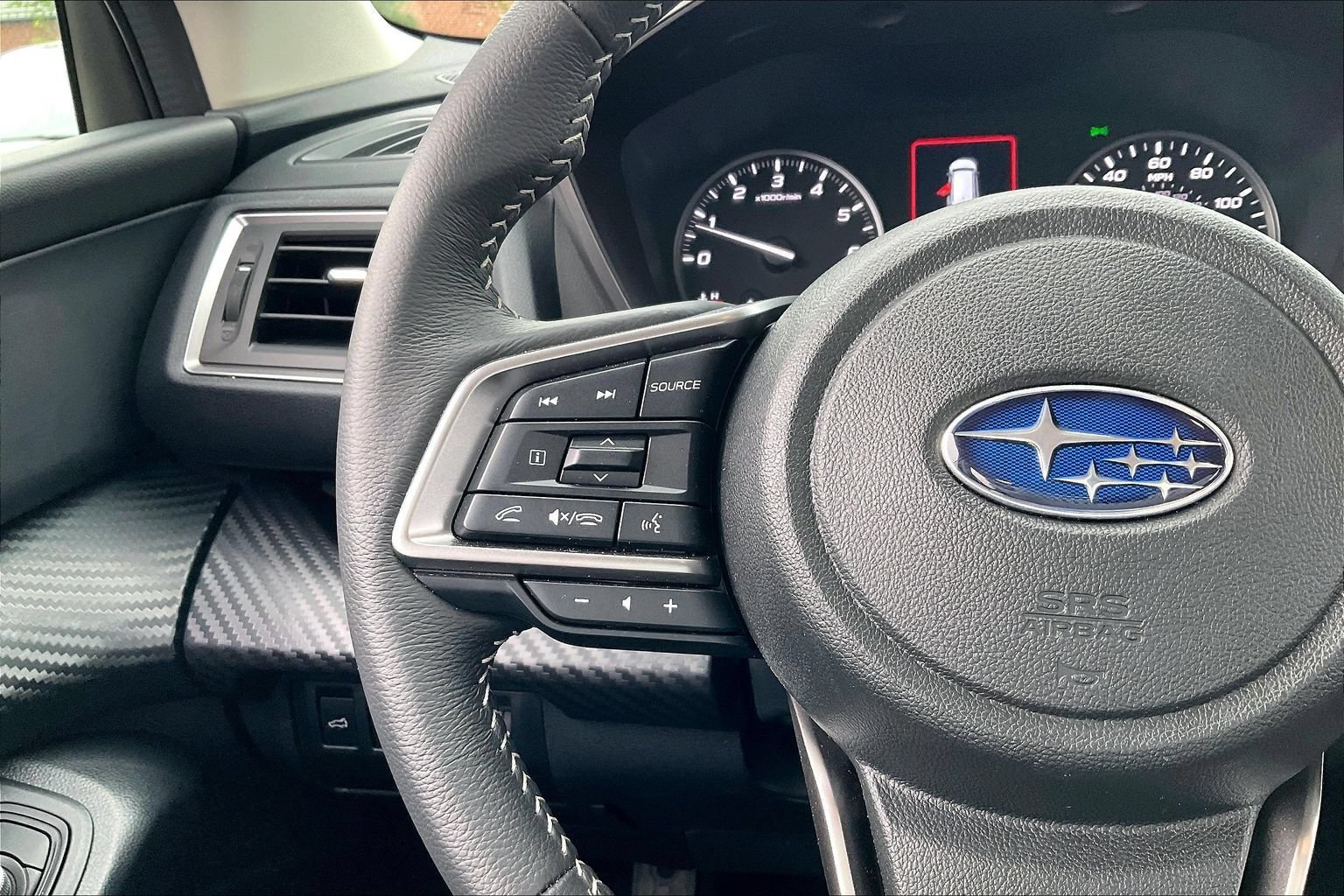 Certified 2025 Subaru Ascent Premium AWD/4WD image 18