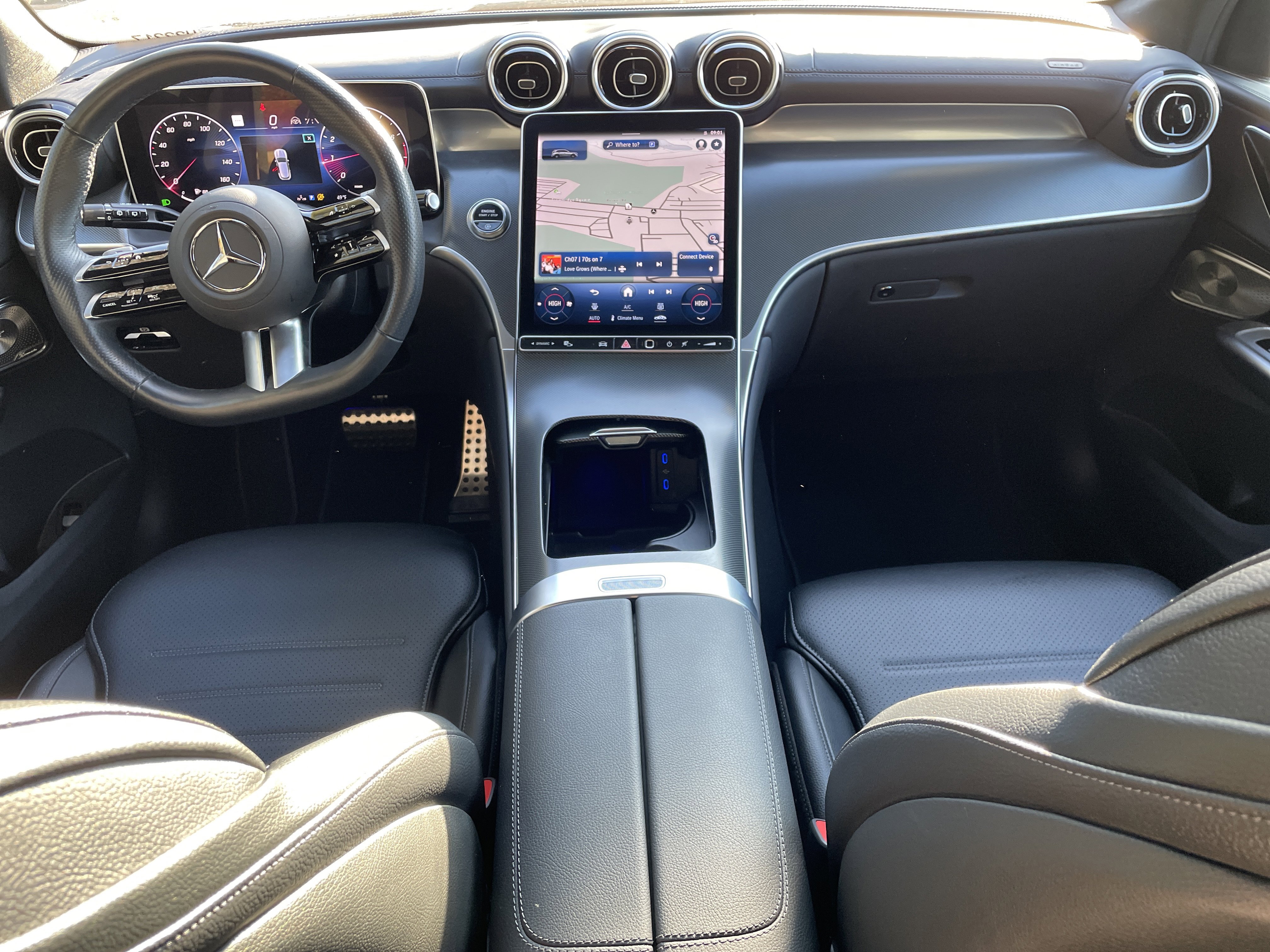 Certified 2024 Mercedes-Benz GLC 300 w/ AMG Line image 26