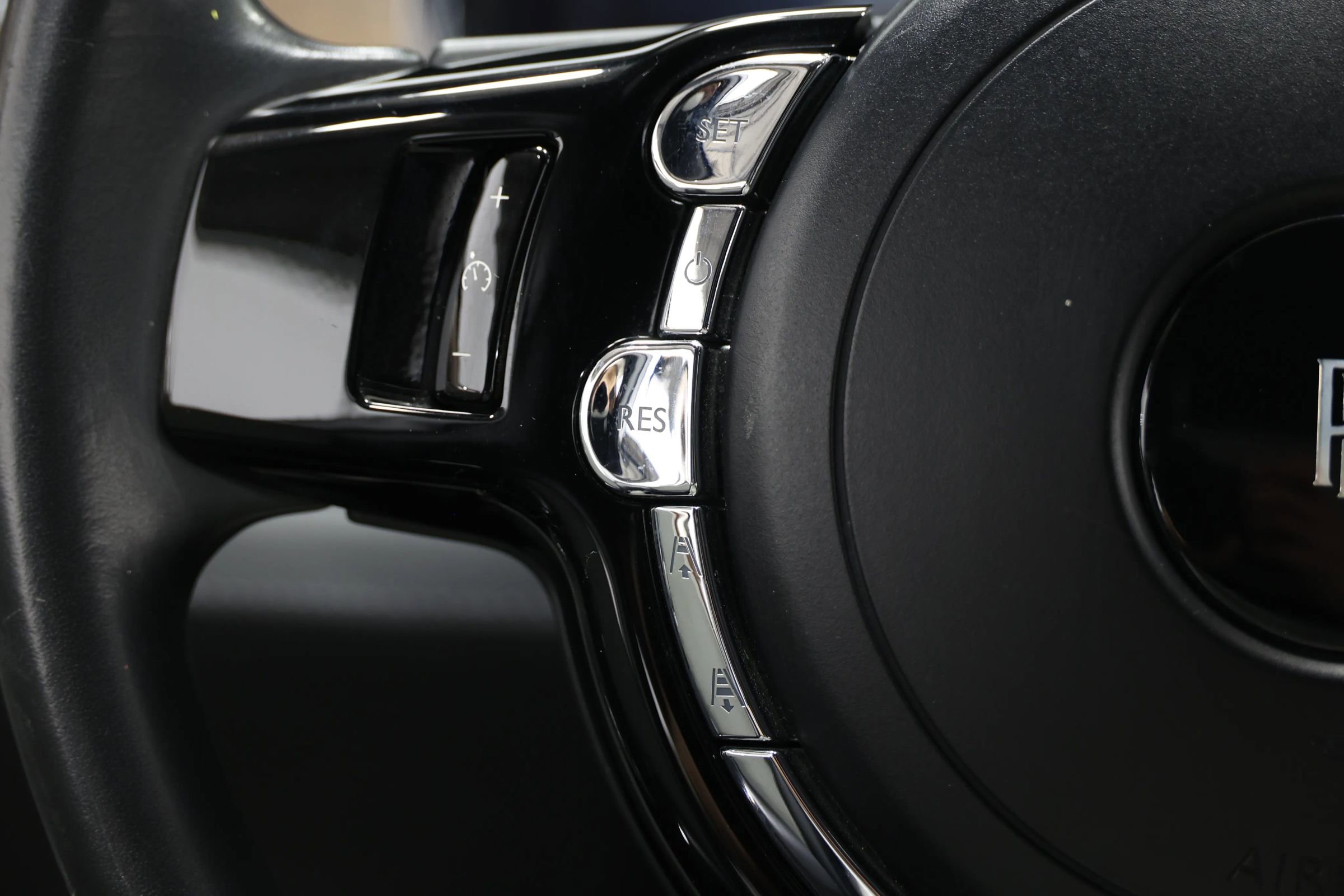 Used 2019 Rolls-Royce Ghost image 34