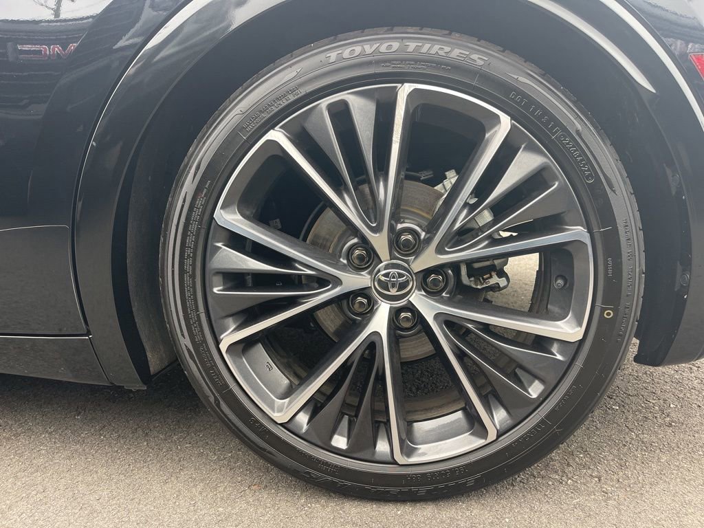 Used 2024 Toyota Prius XLE image 27