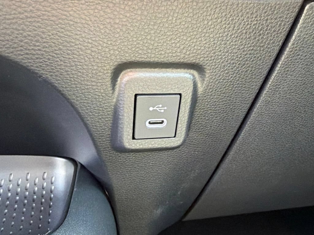 Used 2026 Toyota Corolla LE w/ Carpet Mat Package (TMS) FWD image 25