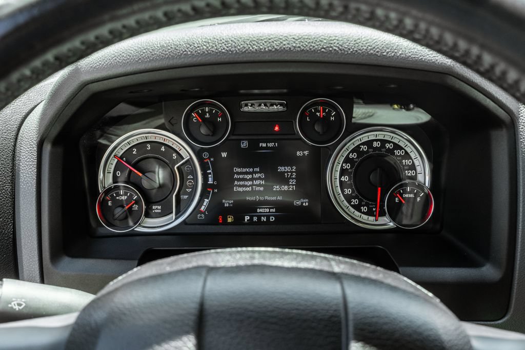 Used 2016 RAM 1500 Classic SLT w/ SLT Plus D←cor Group AWD/4WD image 14