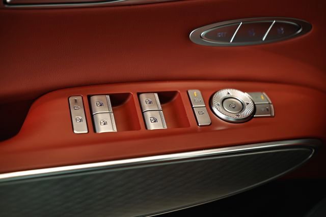 New 2026 Genesis GV70 2.5T Sport Prestige AWD/4WD image 24