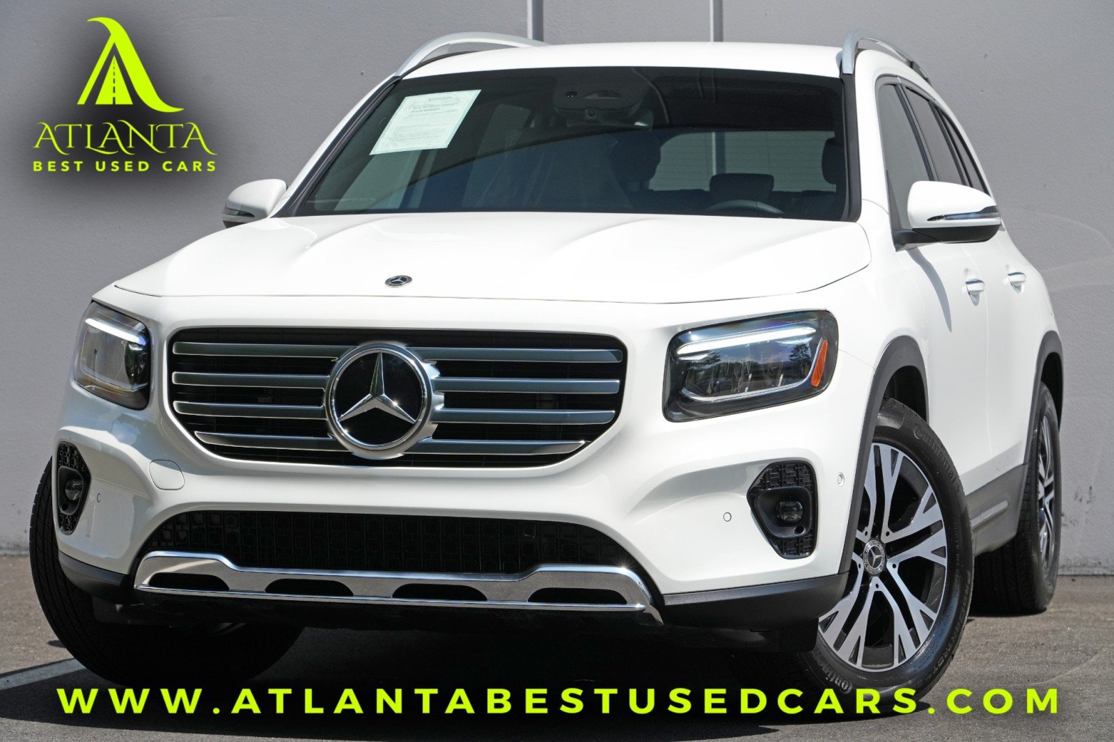 Used 2025 Mercedes-Benz GLB 250 image 1